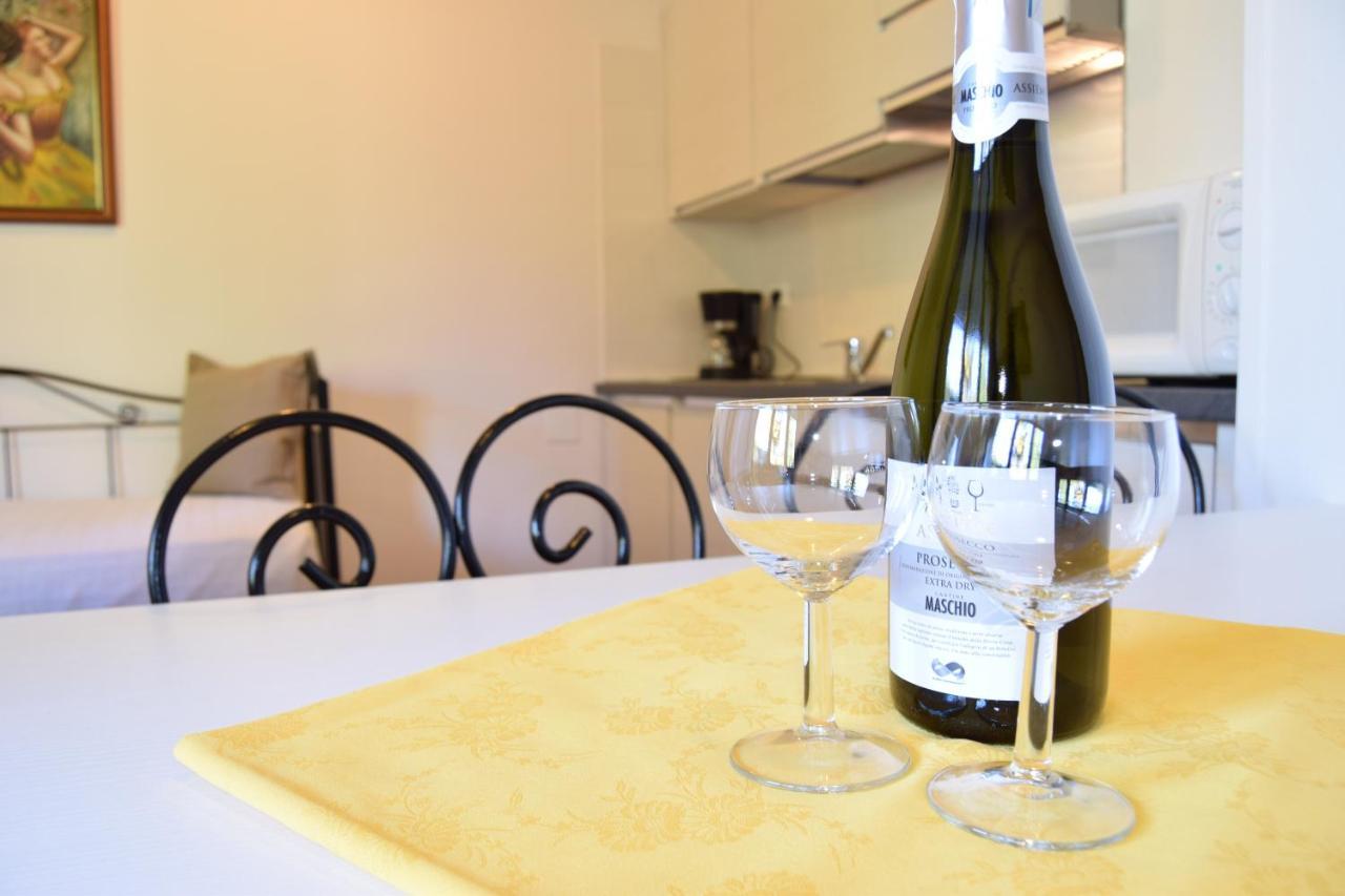Residence Segattini Riva del Garda Ngoại thất bức ảnh